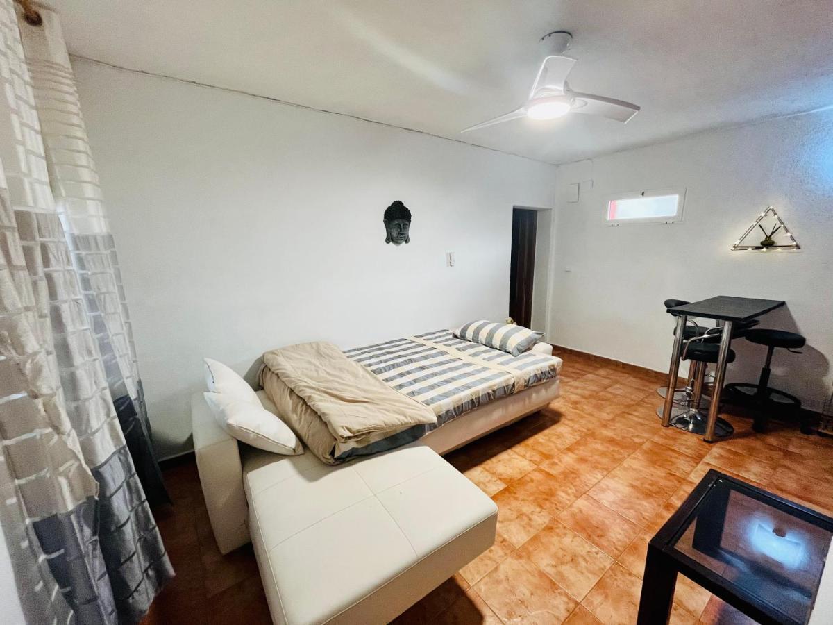 Estudio Adosado Acogedor Con Jardin, Barbacoa Y Parking Privado Alicante Exteriér fotografie