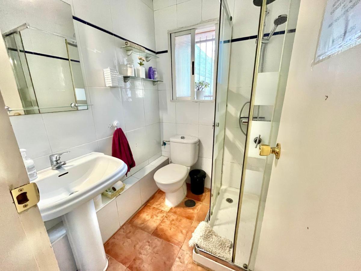 Estudio Adosado Acogedor Con Jardin, Barbacoa Y Parking Privado Alicante Exteriér fotografie