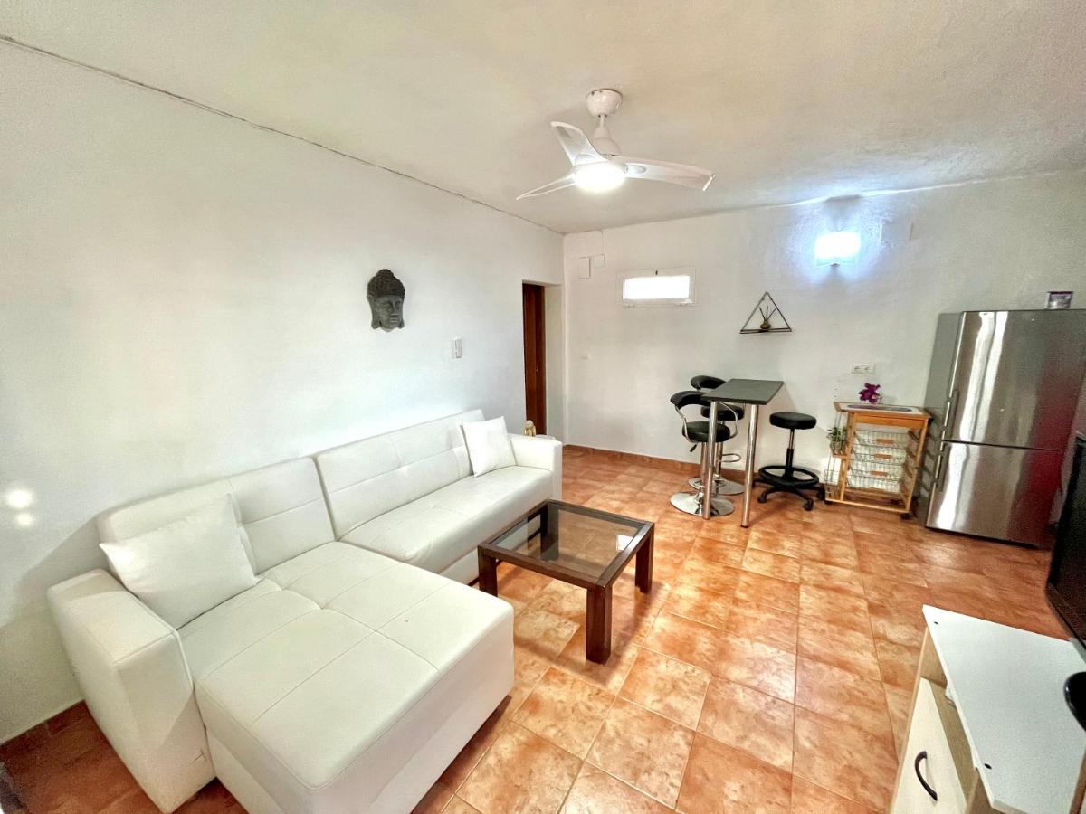 Estudio Adosado Acogedor Con Jardin, Barbacoa Y Parking Privado Alicante Exteriér fotografie